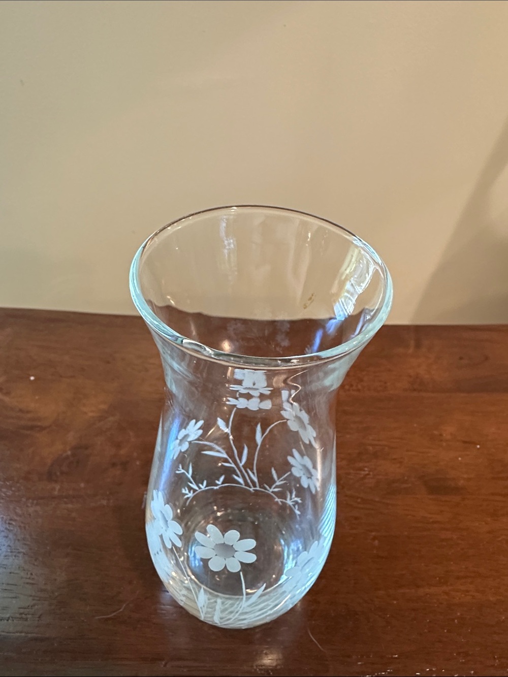 Small glass vase • etched flowers • vintage - Picture 5 of 5